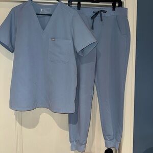 Figs Sky Blue Scrub Set Size Medium Catarina Top and Zamora Joggers